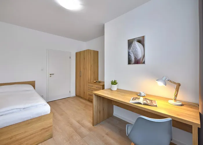 Citywest Апартаменты *