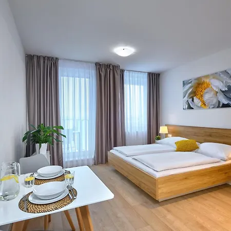 Citywest דירה