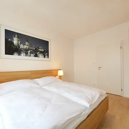 Citywest Apartmán *